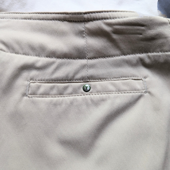 🏃‍♀️Tail Tech Performance Light Tan Cropped Pants - Picture 7 of 9